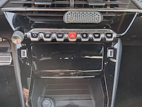 Personenauto, peugeot, e-2008, ev allure première 50 kwh, 2021 - afbeelding 19 van  46