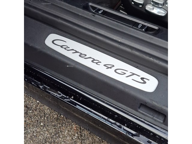 Personenauto, porsche, 911 carrera 4 gts - afbeelding 27 van  82