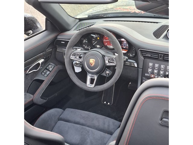 Personenauto, porsche, 911 carrera 4 gts - afbeelding 53 van  82