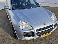 Personenauto, porsche, cayenne, 4.5 turbo, grijs, 2003 - afbeelding 23 van  57