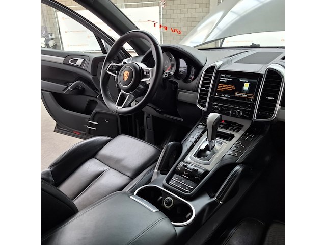 Personenauto, porsche, cayenne, 4.8 s, 2011 - afbeelding 48 van  70