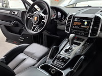 Personenauto, porsche, cayenne, 4.8 s, 2011 - afbeelding 48 van  70