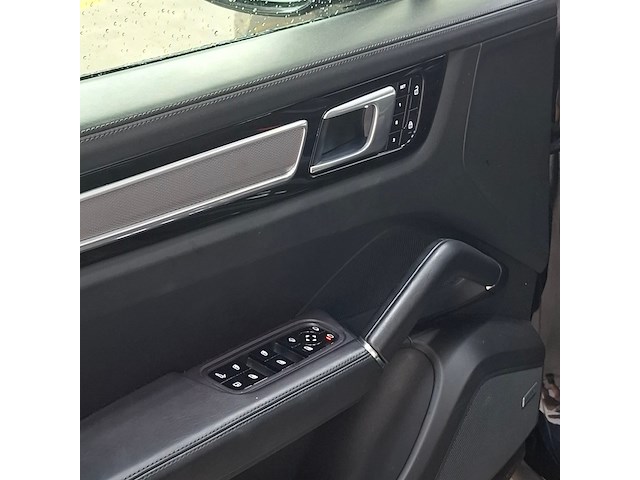 Personenauto, porsche, cayenne coupé, 3.0 e-hybrid, 2021 - afbeelding 19 van  76