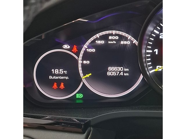 Personenauto, porsche, cayenne coupé, 3.0 e-hybrid, 2021 - afbeelding 28 van  76
