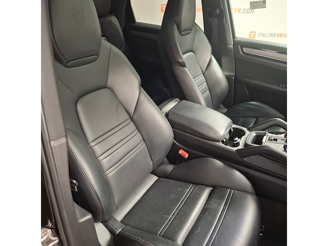 Personenauto, porsche, cayenne coupé, 3.0 e-hybrid, 2021 - afbeelding 53 van  76