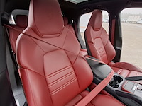 Personenauto, porsche, cayenne coupe 3.0 e-hybrid, 2023 - afbeelding 26 van  52