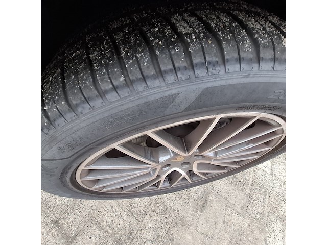 Personenauto, porsche, cayenne coupe 3.0 e-hybrid, 2023 - afbeelding 29 van  52