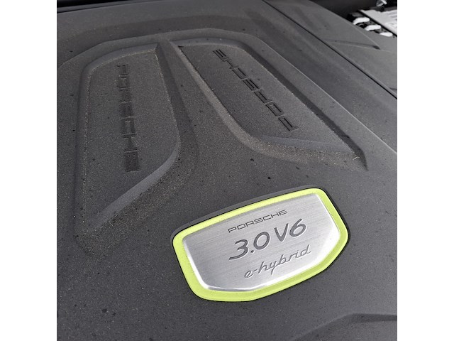 Personenauto, porsche, cayenne coupe 3.0 e-hybrid, 2023 - afbeelding 41 van  52