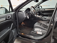 Personenauto, porsche, cayenne - afbeelding 14 van  61