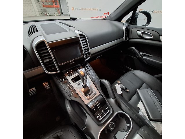Personenauto, porsche, cayenne - afbeelding 22 van  61