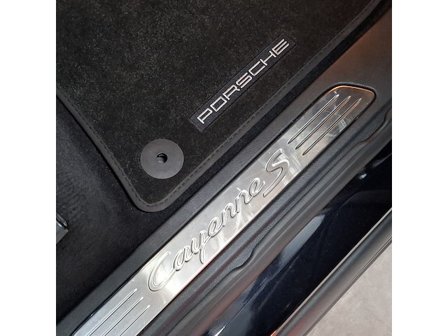 Personenauto, porsche, cayenne - afbeelding 36 van  61