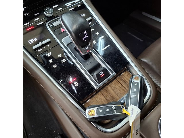 Personenauto, porsche, panamera, 2.9 4 e-hybrid, 2017 - afbeelding 30 van  65