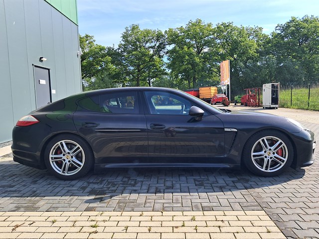 Personenauto, porsche, panamera, 4.8 gts, 2012 - afbeelding 56 van  59