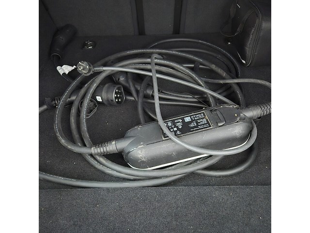 Personenauto, porsche, taycan, performance 84 kwh, 2023 - afbeelding 13 van  58