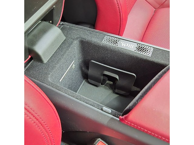 Personenauto, porsche, taycan, performance 84 kwh, 2023 - afbeelding 42 van  58