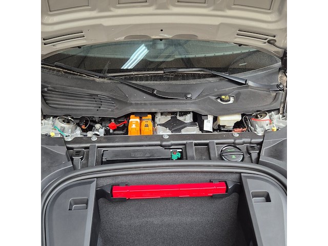 Personenauto, porsche, taycan, performance 84 kwh, 2023 - afbeelding 48 van  58