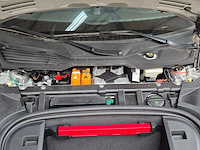 Personenauto, porsche, taycan, performance 84 kwh, 2023 - afbeelding 48 van  58