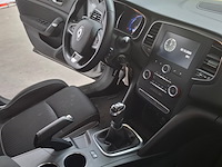 Personenauto, renault, 2019 - afbeelding 39 van  63