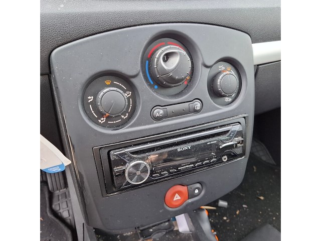 Personenauto, renault, clio, 1.2 authentique, 2012 - afbeelding 28 van  59