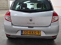 Personenauto, renault, clio, 1.2 special line, 2010 - afbeelding 2 van  64