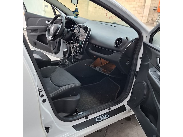 Personenauto, renault, clio, 1.2 tce initiale paris, 2018 - afbeelding 14 van  23