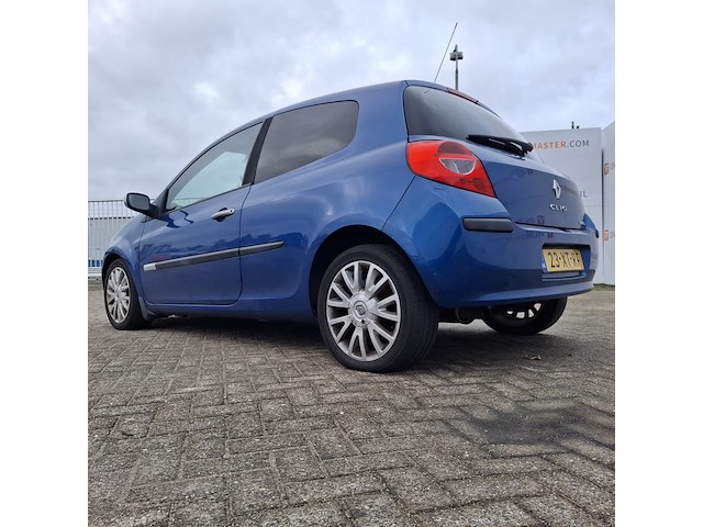 Personenauto renault, clio 1.4, bouwjaar 2007 - afbeelding 9 van  54