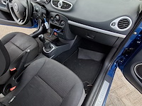 Personenauto renault, clio 1.4, bouwjaar 2007 - afbeelding 33 van  54