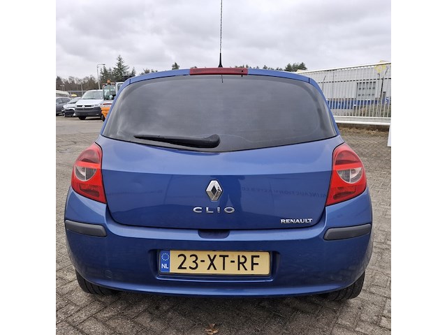 Personenauto renault, clio 1.4, bouwjaar 2007 - afbeelding 51 van  54