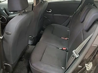 Personenauto, renault, clio, 1.6-16v dynamique luxe, 2006 - afbeelding 9 van  22