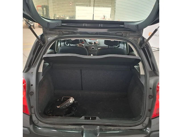 Personenauto, renault, clio, 1.6-16v dynamique luxe, 2006 - afbeelding 10 van  22