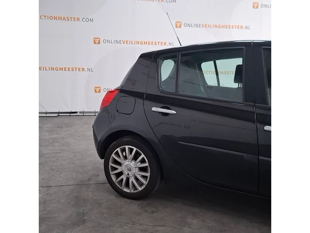 Personenauto, renault, clio, 1.6-16v dynamique luxe, 2006 - afbeelding 18 van  22