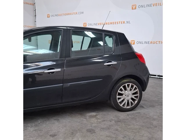 Personenauto, renault, clio, 1.6-16v dynamique luxe, 2006 - afbeelding 21 van  22