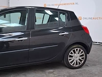 Personenauto, renault, clio, 1.6-16v dynamique luxe, 2006 - afbeelding 21 van  22