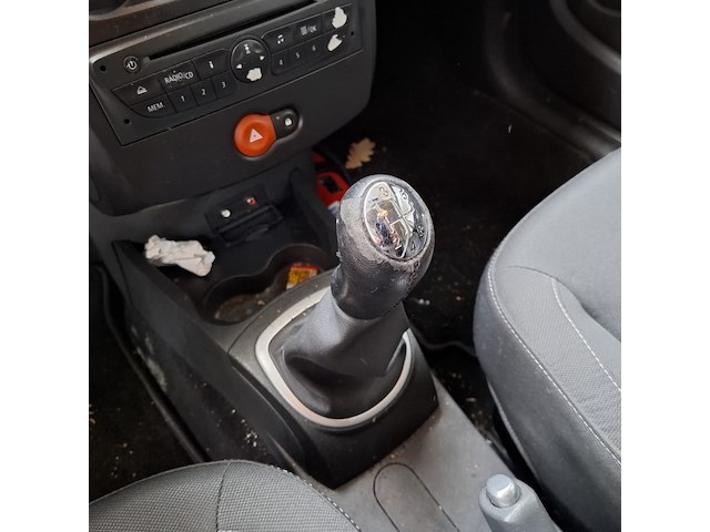 Personenauto, renault, clio estate, 1.2-16v authentique, 2010 - afbeelding 18 van  48