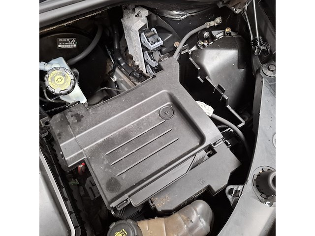 Personenauto, renault, clio estate, 1.2-16v authentique, 2010 - afbeelding 36 van  48