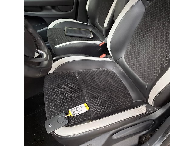Personenauto, renault, clio estate, 1.5 dci bose, 2019 - afbeelding 26 van  65