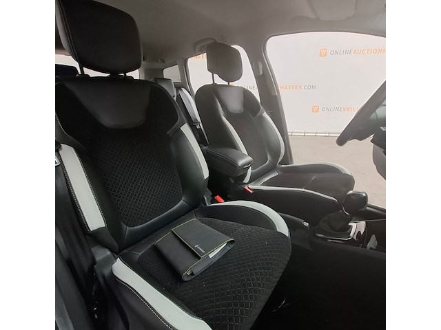 Personenauto, renault, clio estate, 1.5 dci bose, 2019 - afbeelding 44 van  65