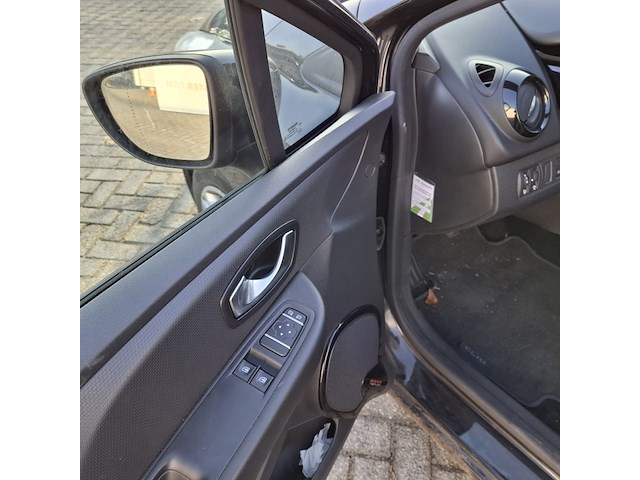 Personenauto, renault, clio - afbeelding 16 van  41