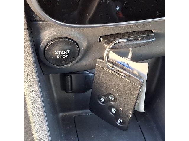 Personenauto, renault, clio - afbeelding 21 van  41