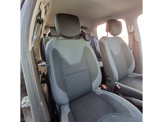 Personenauto, renault, clio - afbeelding 32 van  41