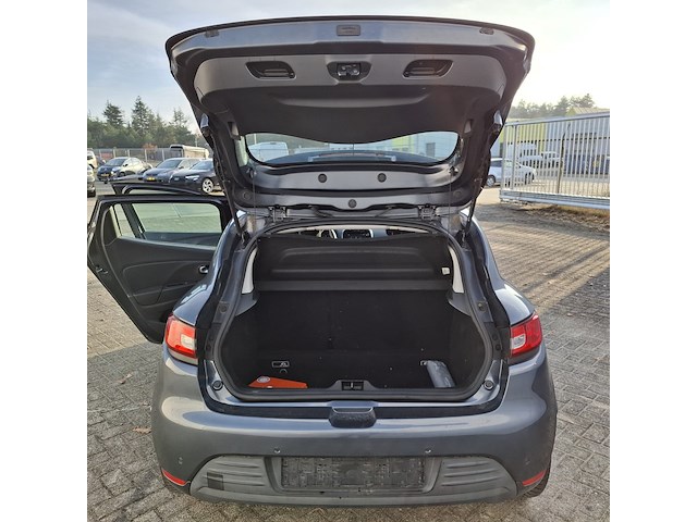 Personenauto, renault, clio - afbeelding 27 van  43