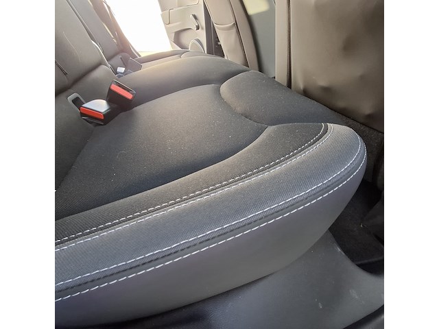 Personenauto, renault, clio - afbeelding 30 van  43