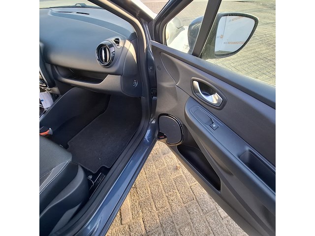 Personenauto, renault, clio - afbeelding 31 van  43