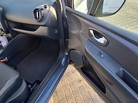 Personenauto, renault, clio - afbeelding 31 van  43