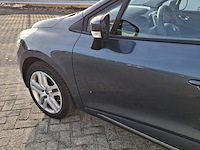 Personenauto, renault, clio - afbeelding 42 van  43