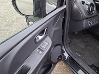 Personenauto, renault, clio - afbeelding 22 van  44