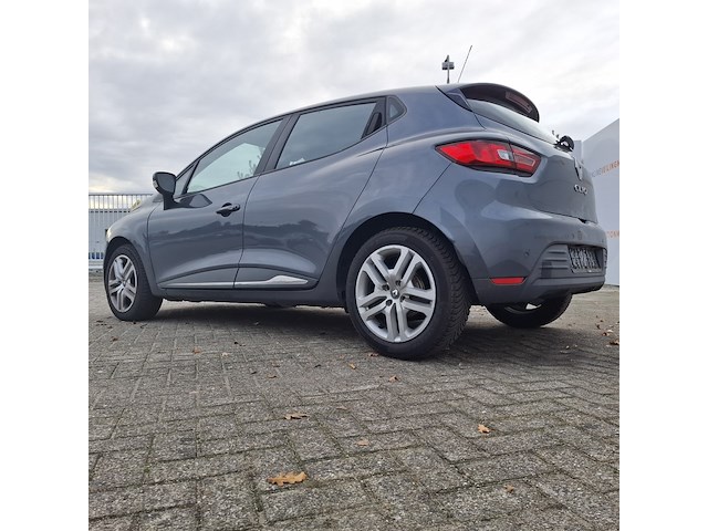 Personenauto, renault, clio - afbeelding 16 van  49