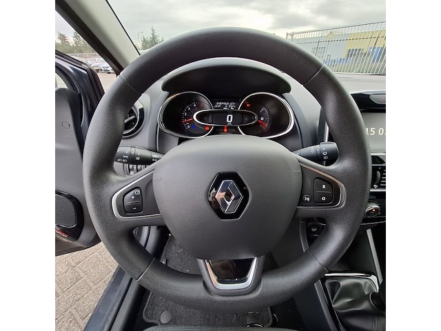 Personenauto, renault, clio - afbeelding 26 van  49