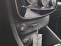 Personenauto, renault, clio - afbeelding 30 van  49