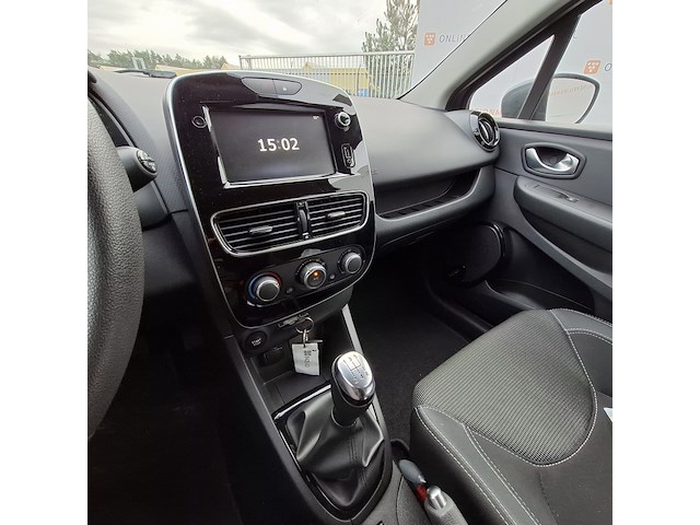 Personenauto, renault, clio - afbeelding 32 van  49